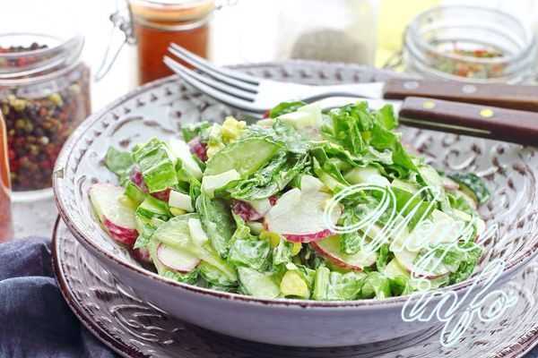 Салат из щавеля: 8 простых и вкусных рецептов