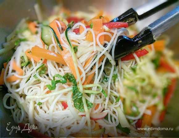 Салат с рисовой лапшой — пошаговый рецепт с фото