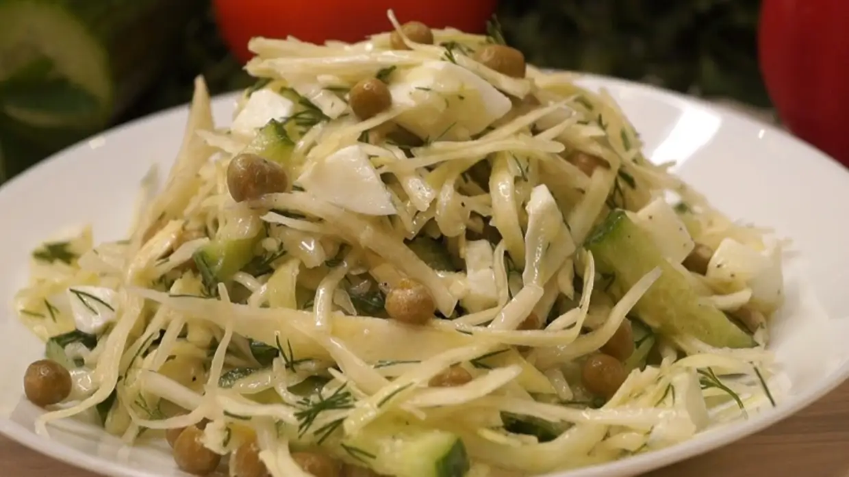 15 вкусных салатов с зелёным горошком - будет вкусно! - медиаплатформа миртесен