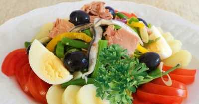 Салат с лососем и сыром - 77 рецептов: салаты | foodini