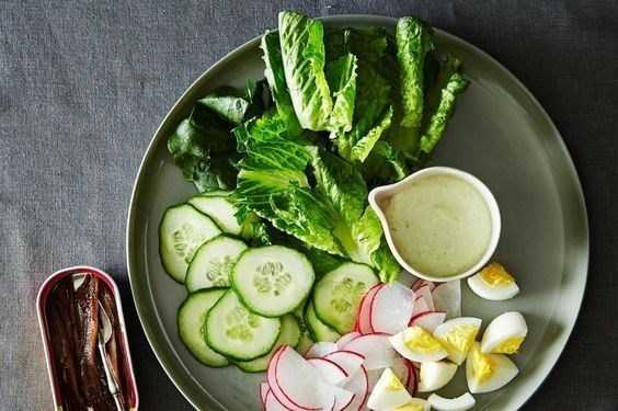Салат с редиской: 11 простых и быстрых рецептов на каждый день