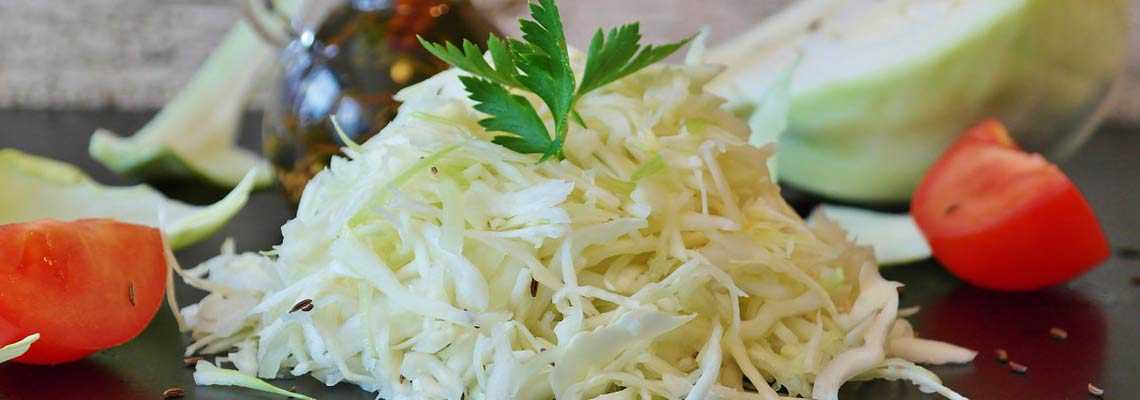 Что приготовить из овощей — молодая капуста — картофель — рецепты евгения клопотенко / нв