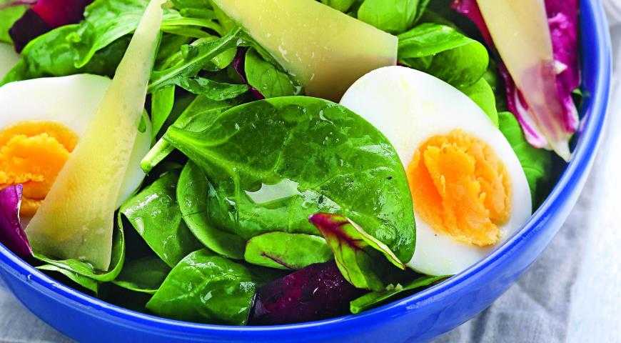 10 яичных салатов, которые выручат в любой ситуации - лайфхакер