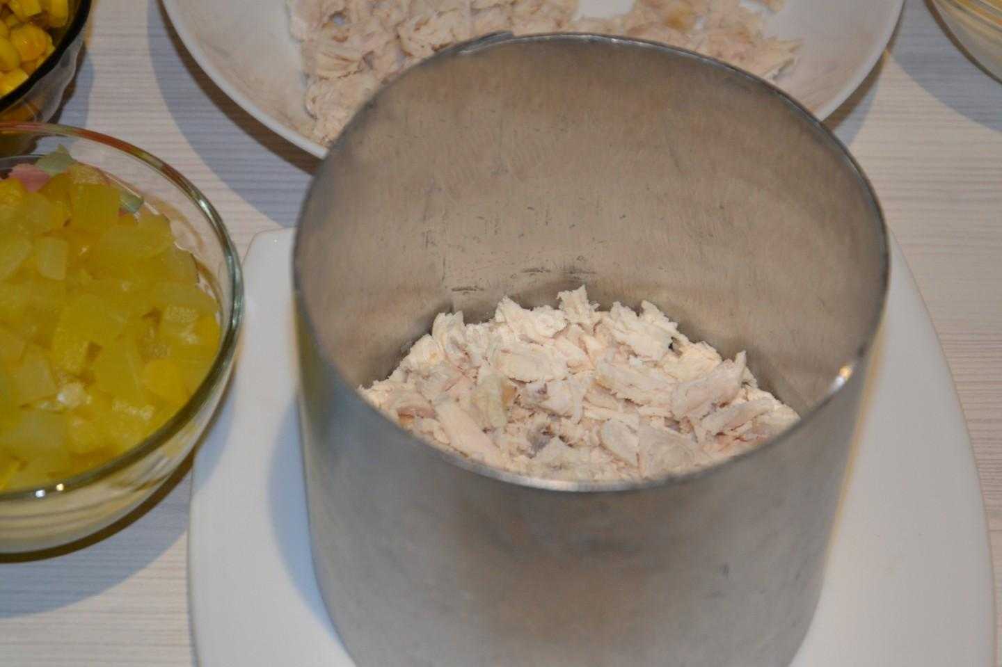 Салат с курицей и кукурузой: 98 домашних рецептов