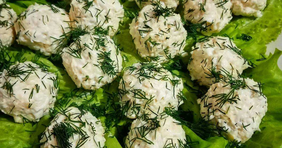 Салат из кальмаров и мидий с чипсами жемчужина моря рецепт с фото пошагово - 1000.menu