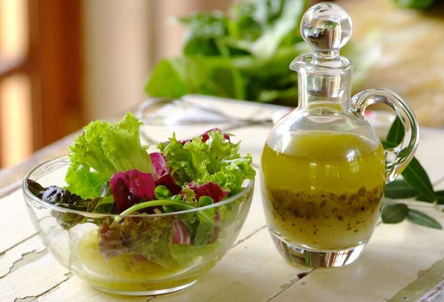 Заправка для греческого салата – самые удачные рецепты