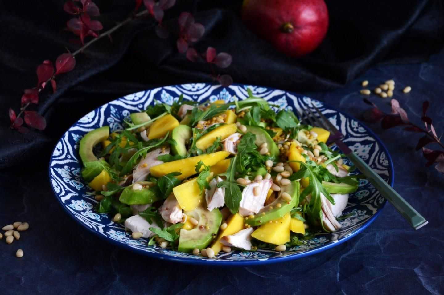 20 рецептов вкусных и полезных салатов со шпинатом