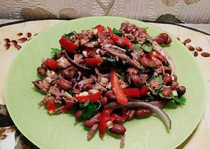Салат «тбилиси» с красной фасолью и говядиной. рецепт с фото