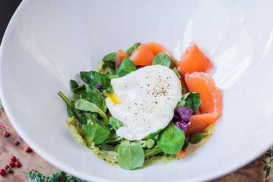 Зеленый салат с яйцом пошаговый рецепт