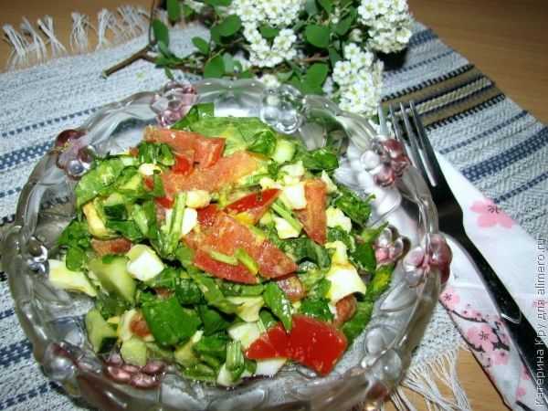 Салат из свежего щавеля: 12 простых рецептов