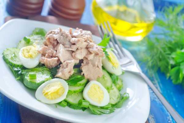 Салат из печени трески: 8 очень вкусных классических рецептов