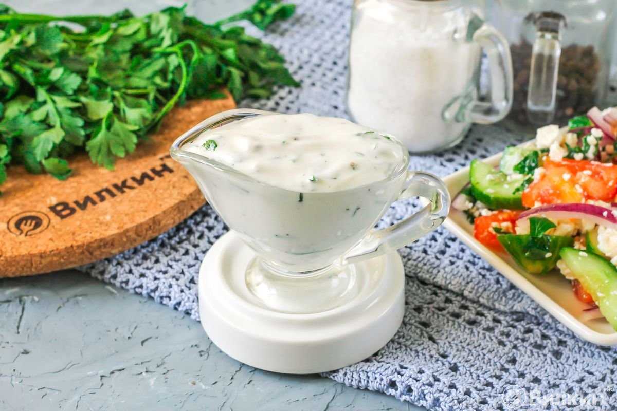 Йогуртовый соус для салата – лучшая заправка: рецепт с фото и видео