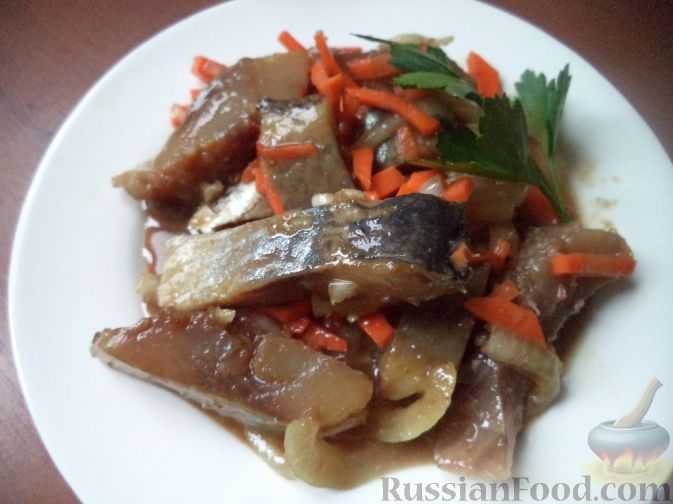 Селедка хе — настоящий рецепт по-корейски с морковью и соевым соусом