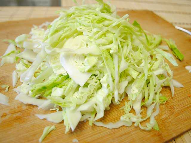 Что приготовить из овощей — молодая капуста — картофель — рецепты евгения клопотенко / нв