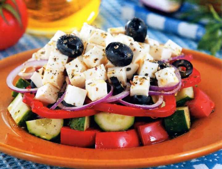 Греческая кухня – какие блюда стоит попробовать?