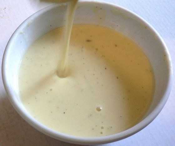 Соус для салата «цезарь» в домашних условиях - классический рецепт и варианты с майонезом, сыром и горчицей