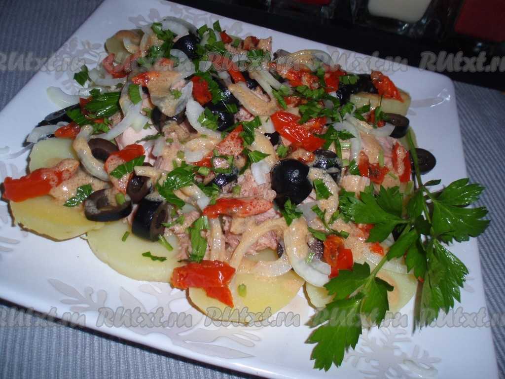 7 ярких салатов с тунцом и огурцом