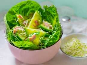 Слоеный салат с ветчиной – закуска на все случаи жизни. рецепты слоеного салата с ветчиной, картошкой, черносливом, чипсами