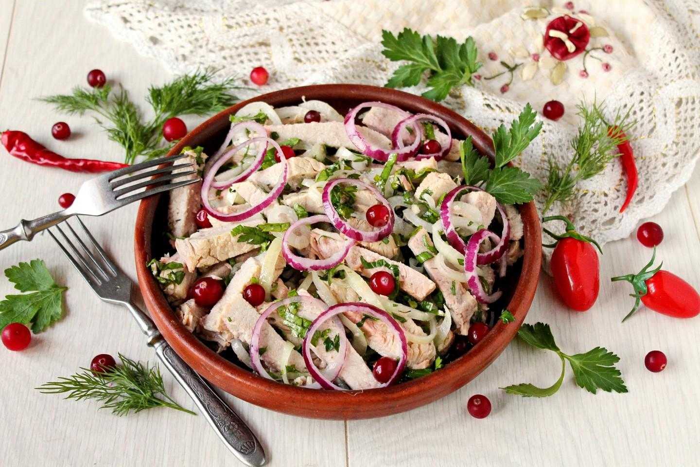 Деревенский салат  — много рецептов