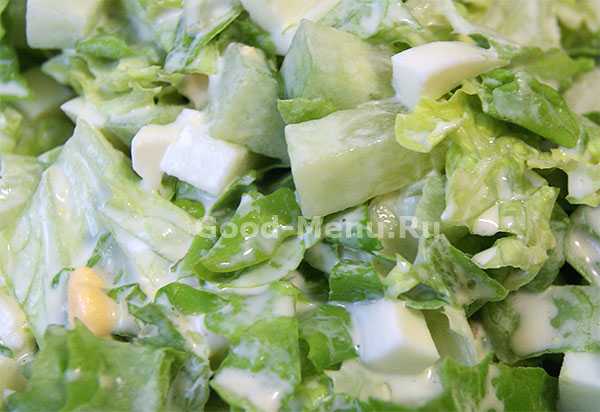 Зеленый салат с яйцом — пошаговый рецепт с фото