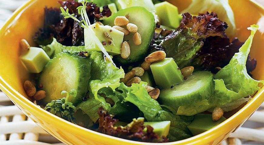 Салат с авокадо: вкусные и простые закуски с фото