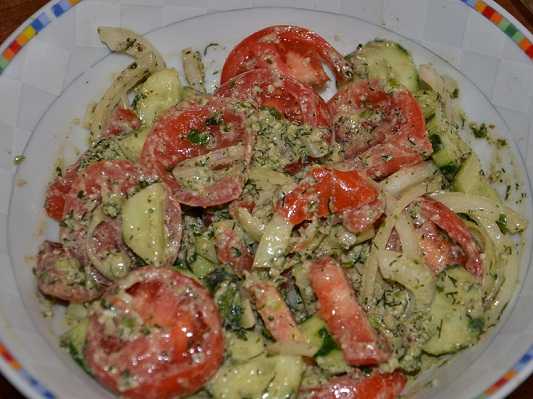 Зеленый салат с грецкими орехами - 973 рецепта: салаты | foodini