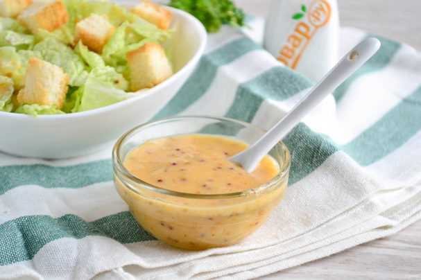 Медово-горчичный соус для салата или мяса: рецепт приготовления в домашних условиях