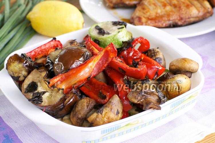 Как приготовить армянский салат из печеных овощей на мангале