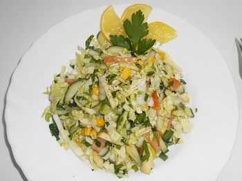 Салат из пекинской капусты с огурцом. 8 рецептов полезных и простых салатов