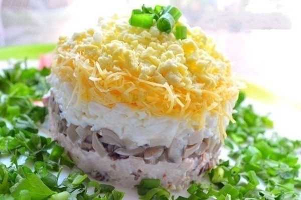 Как приготовить рисовый салатик с копченой курочкой