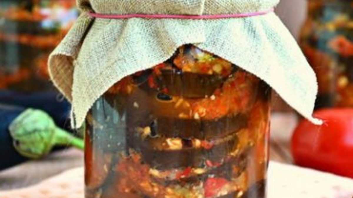 Баклажаны с черносливом: рецепт на зиму, ингредиенты и хранение заготовок