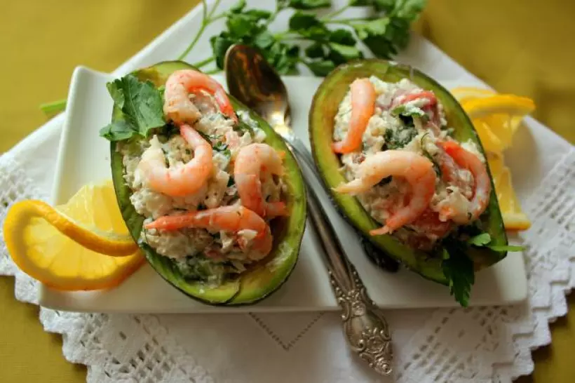 Салат с семгой и авокадо — пошаговый рецепт с фото
