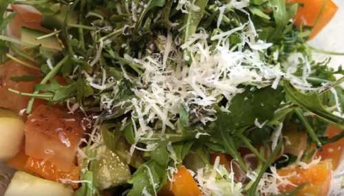 Салат с рукколой и мидиями | рецепт с фото